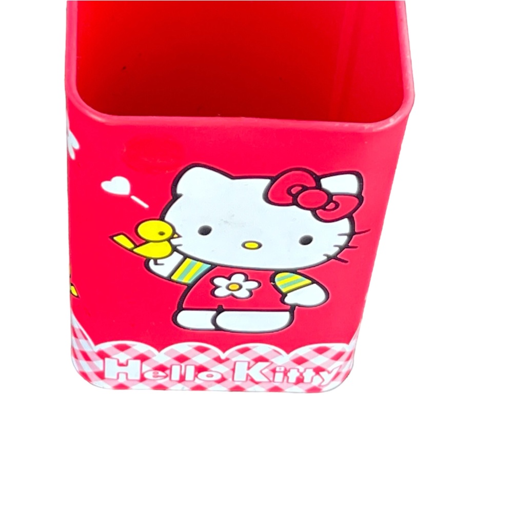 VINTAGE SANRIO 1998 HELLO KITTY TIN PENCIL ORGANZIER FADDED STAINED RUSTIC